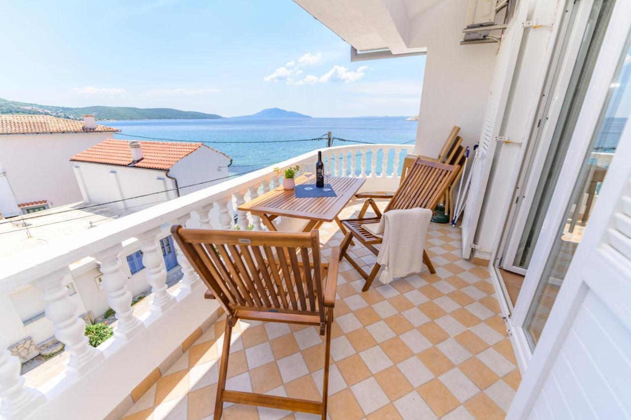 Apartmani Noris Martinšćica Kültér fotó