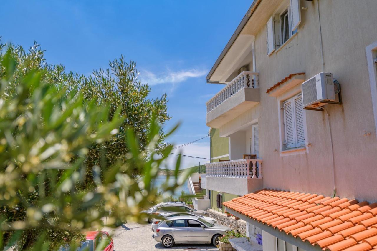 Apartmani Noris Martinšćica Kültér fotó